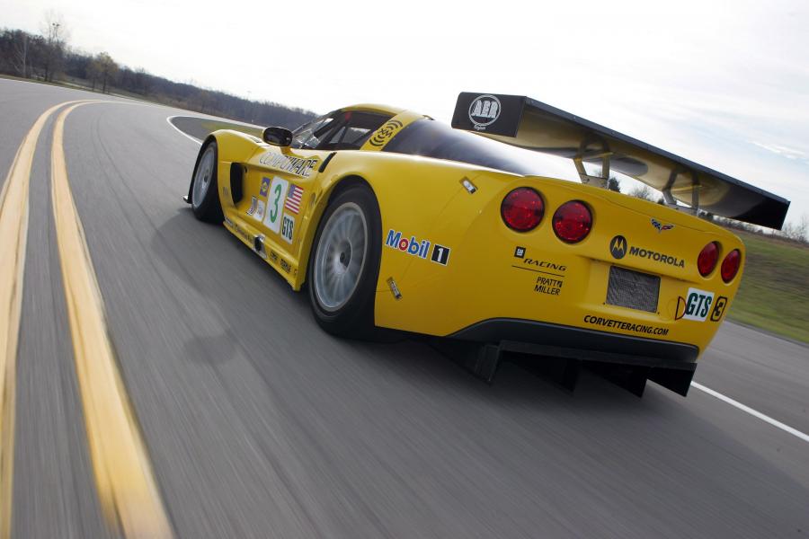  Chevrolet Corvette R 2005 года  (фото 5 из 25)